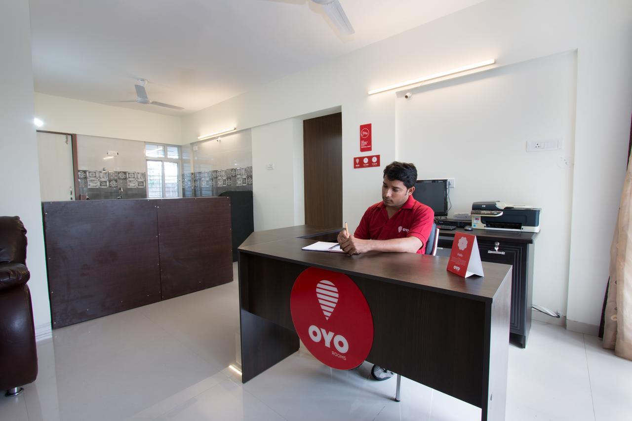 Hotel Oyo 9052 Leisurely Abode Khadki Zewnętrze zdjęcie