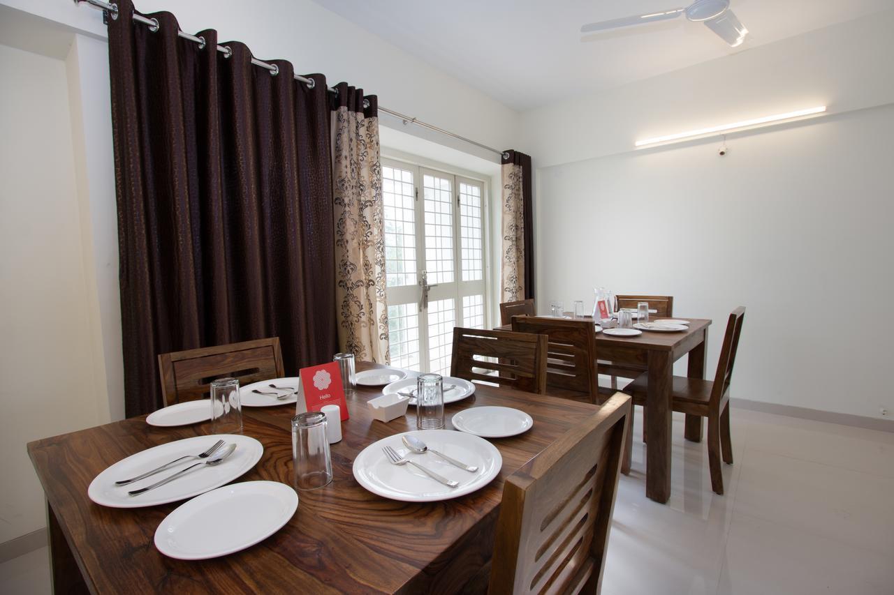 Hotel Oyo 9052 Leisurely Abode Khadki Zewnętrze zdjęcie